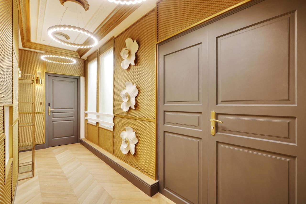 Pick A Flat'S Apartments In Champs Elysees - Rue Du Colisee Paris Exteriör bild