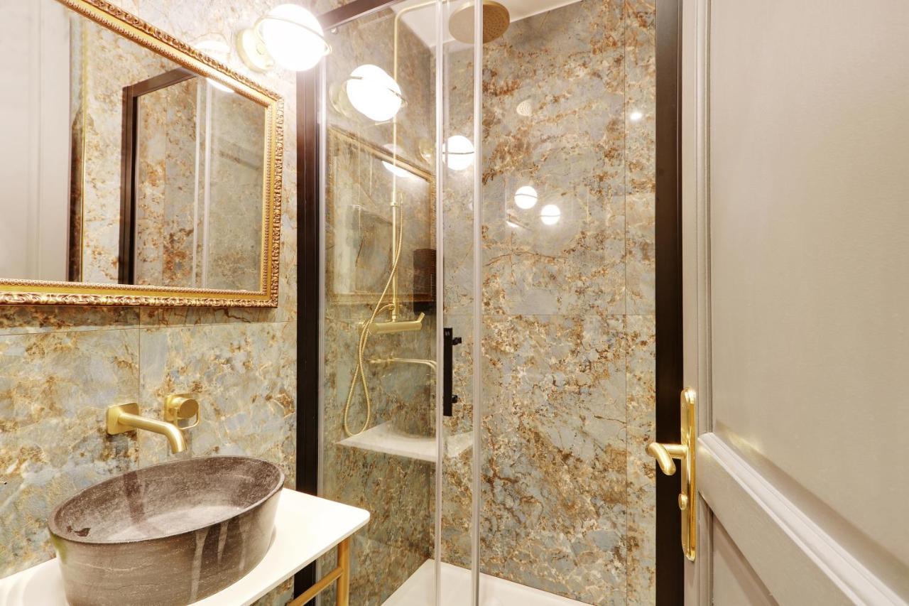 Pick A Flat'S Apartments In Champs Elysees - Rue Du Colisee Paris Exteriör bild